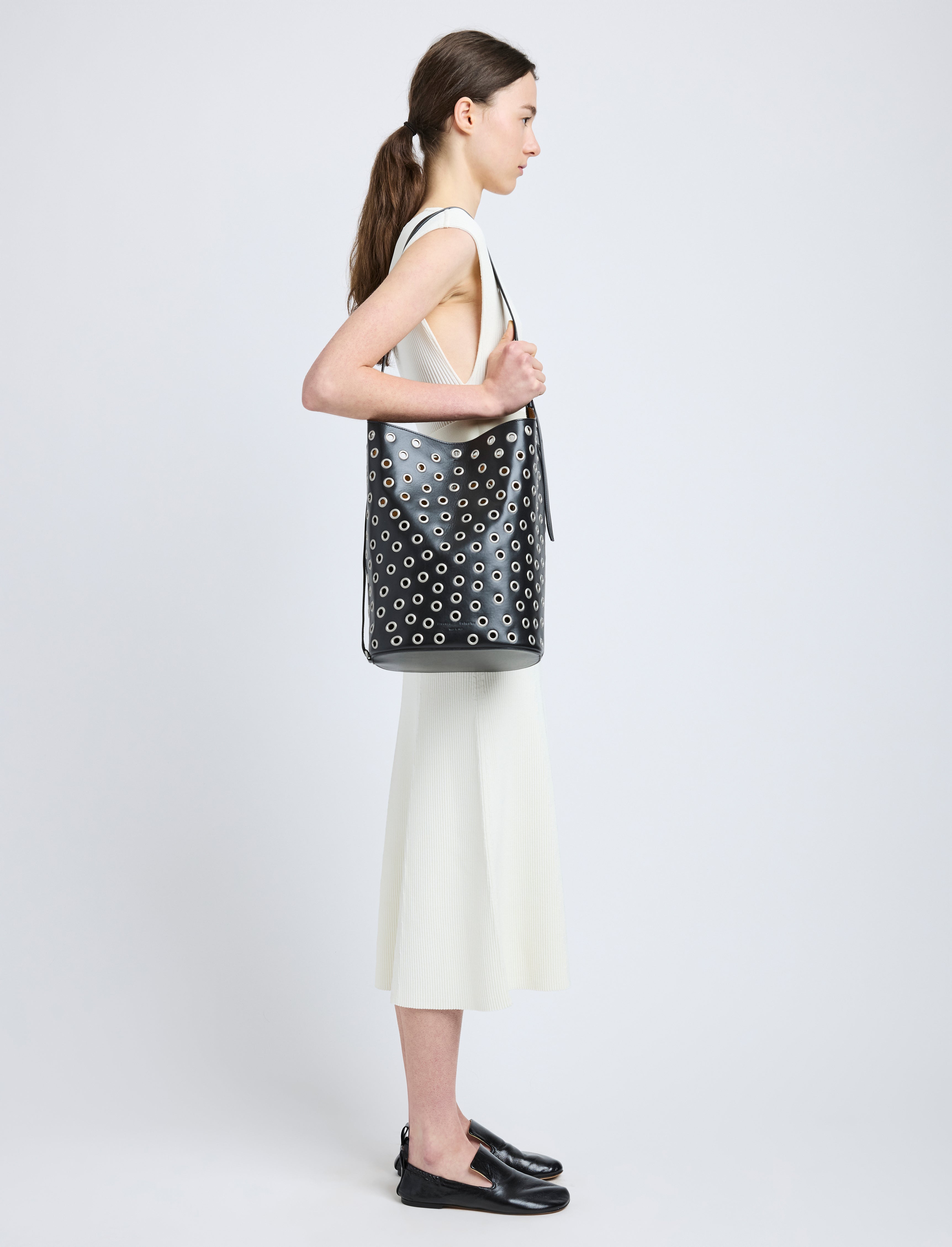 Brant Bucket Bag | Smooth Calfskin with Silver Grommets 1