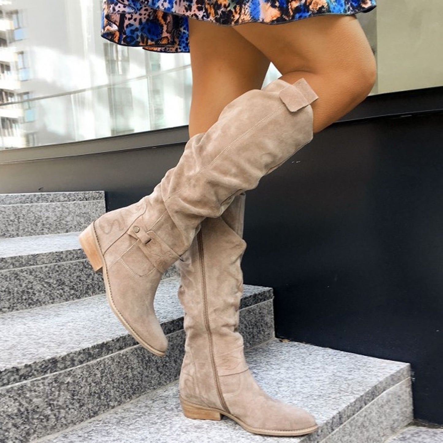 Bottes Élégantes en Suédine | Colette